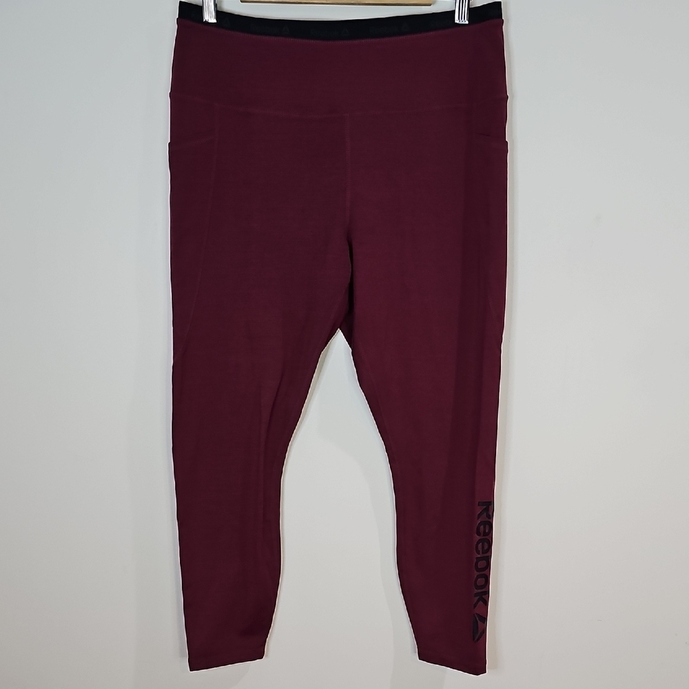 Reebok XL Maroon Athletic Leggings